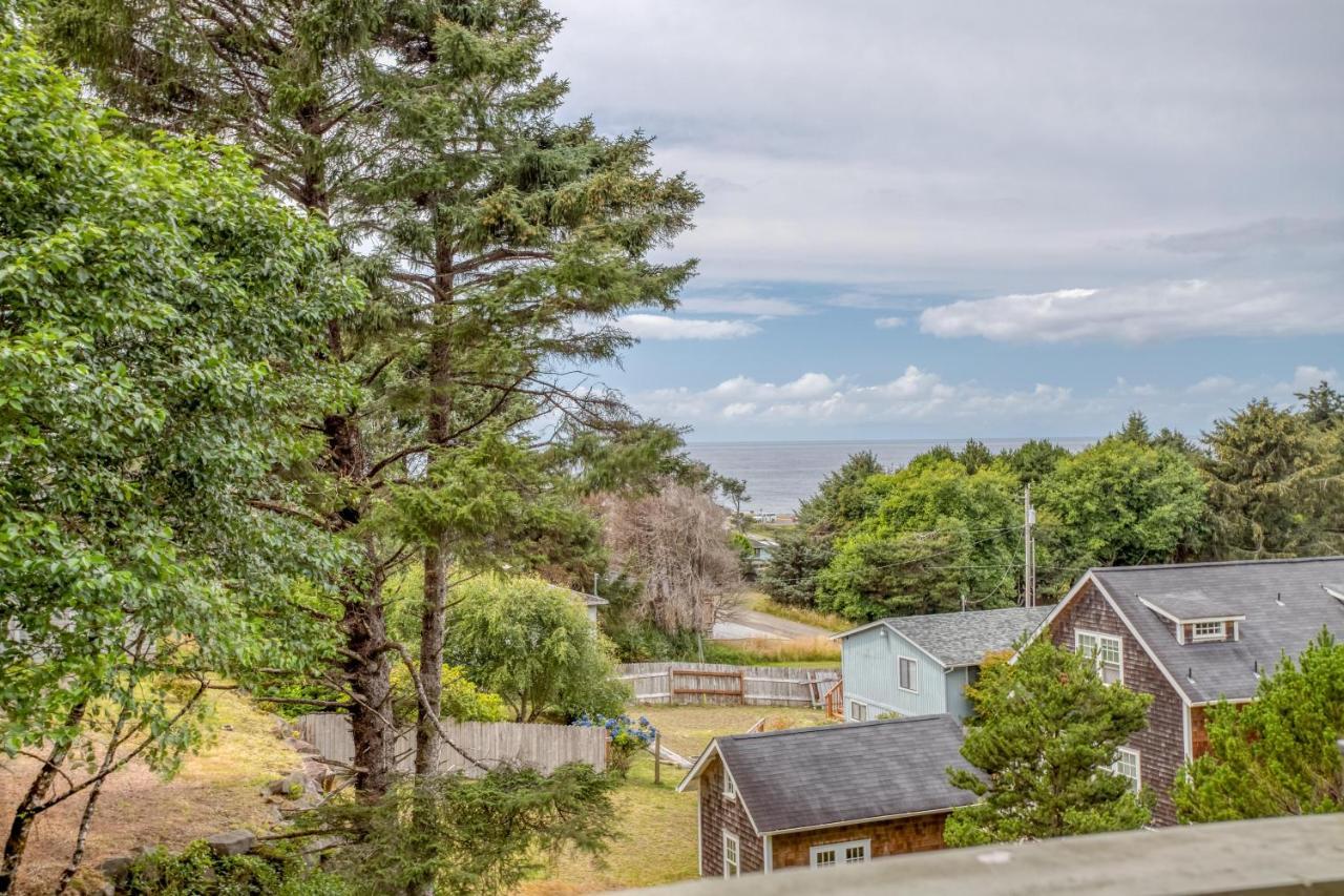 Cascade Cottage Lincoln City Exterior foto
